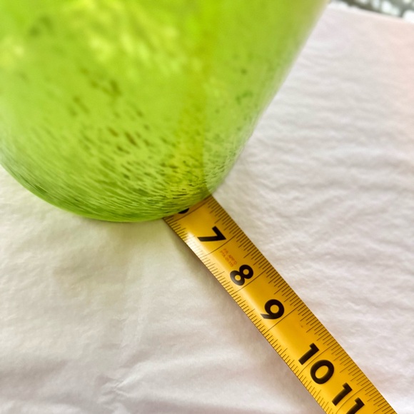 12” Tall Vintage Vibrant Green & White Bubble Glass Vase Minimalist Maximalist - Picture 15 of 16